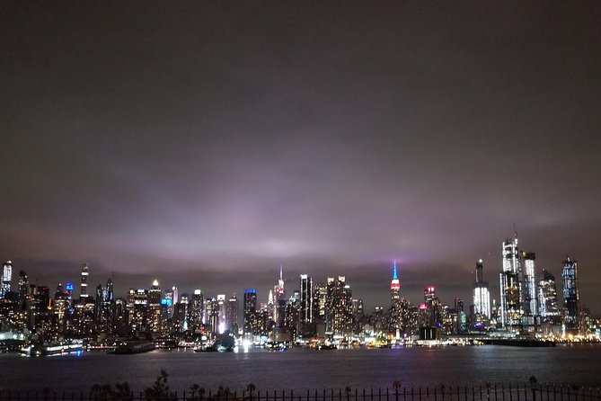 New York City Skyline at Night Guided Tour - Empty Sky 9/11 memorial: the pause between the photos