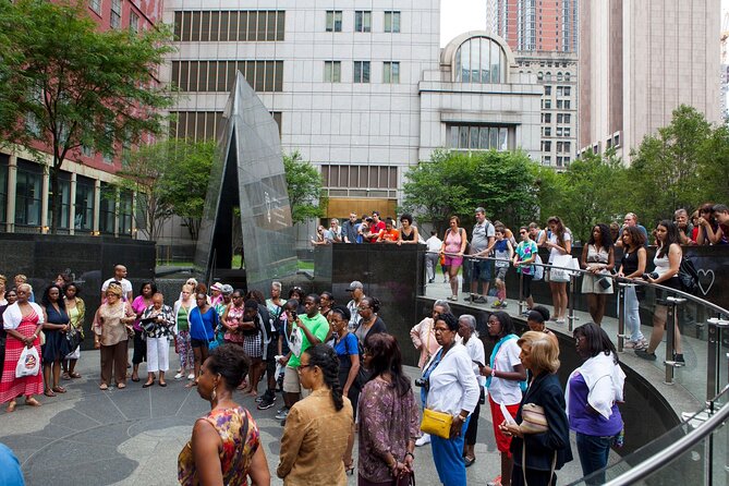 New York City Slavery and Underground Railroad Tour - Battery Park and Fraunces Tavern: commerce, arrival, and revolution-era landmarks