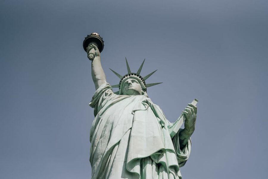 New York City: Statue of Liberty & Battery Park Guided Tour - Two hours in Battery Park: what this express format really buys you