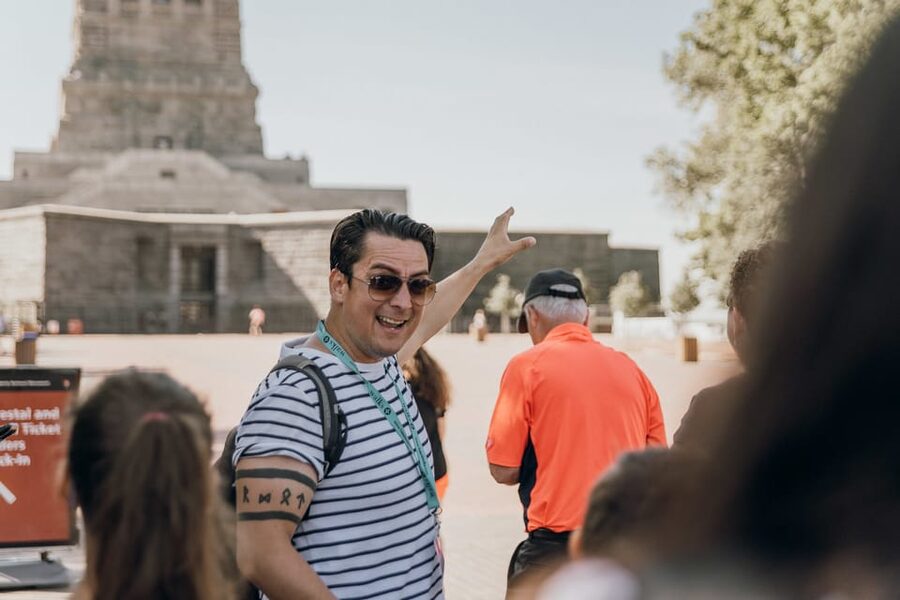 New York City: Statue of Liberty & Battery Park Guided Tour - Statue of Liberty Museum free time: how to make your 80 minutes count