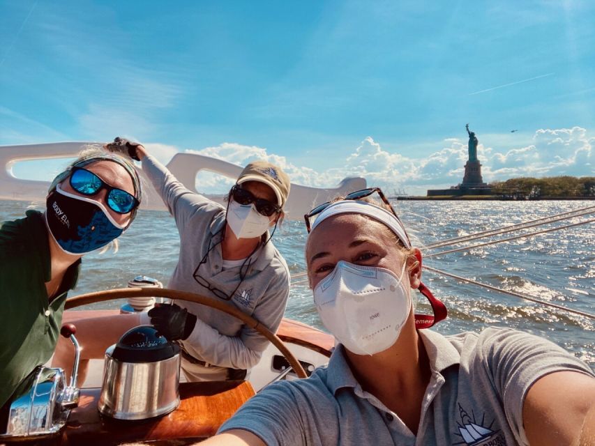 New York City: Sunset Sail Aboard a Schooner - Chelsea Piers Check-In and Getting Onto the Boat (Pier 62)