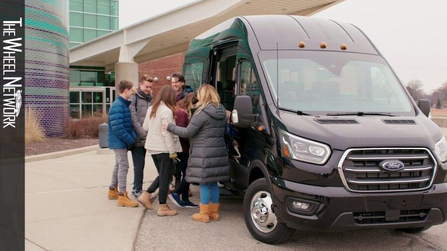 New York City: Via private SUV/VAN Highlights Tour. 13 max - The guide experience: why the Isaac-style hosting matters