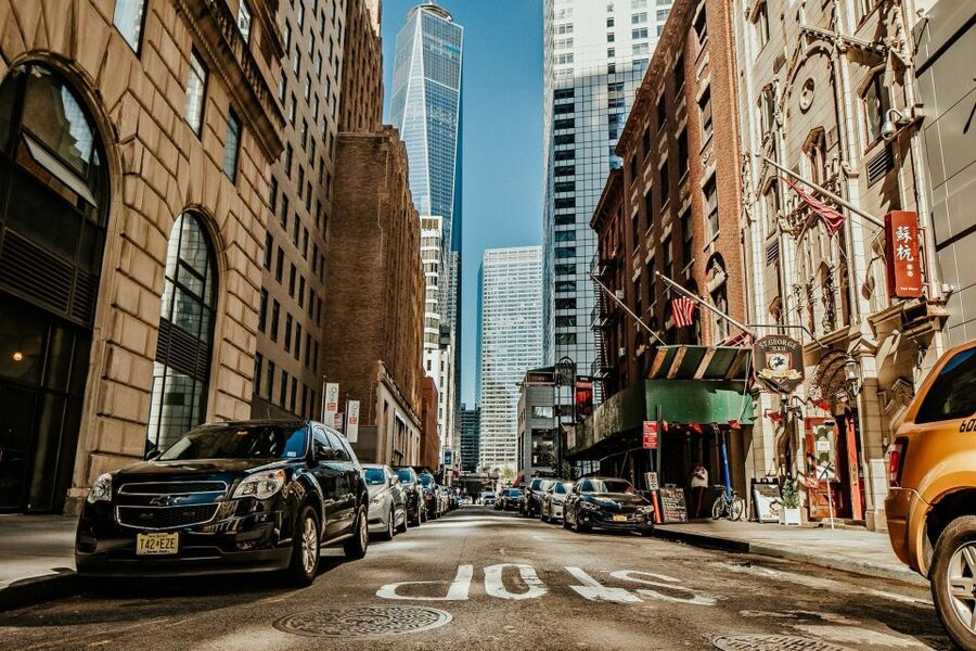 New York City: Via private SUV/VAN Highlights Tour. 13 max - Chinatown to Little Italy: two neighborhoods in a single smooth run