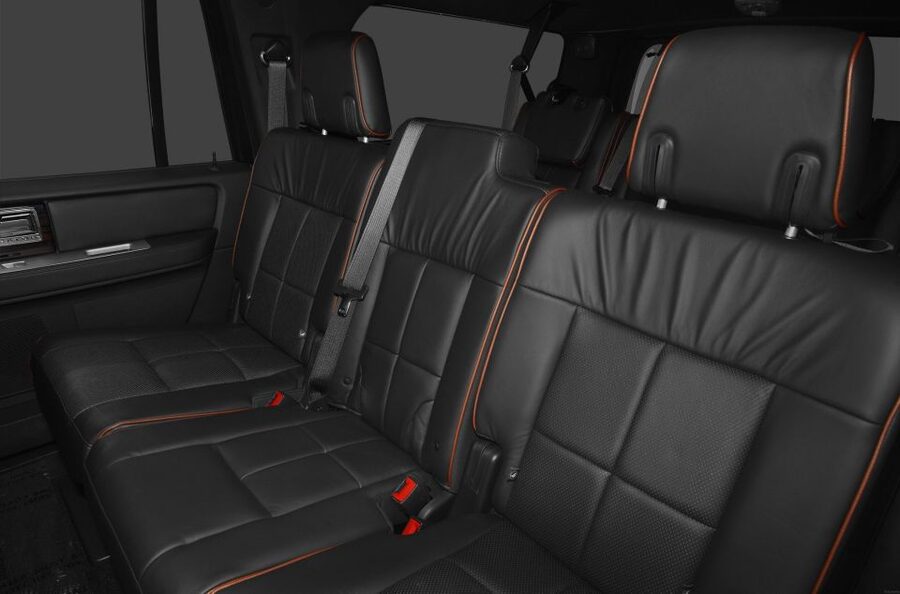 New York City: Via private SUV/VAN Highlights Tour. 13 max - When you choose the 5-hour version: Midtown, Central Park, Harlem, and TV spots