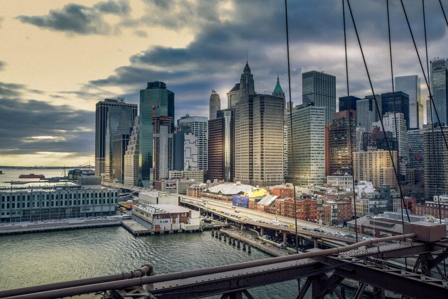 New York City: Via private SUV/VAN Highlights Tour. 13 max - Greenwich Village to SoHo: the Lower Manhattan warmup you need