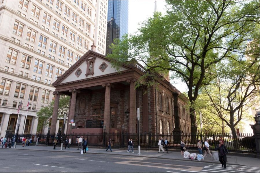 New York City: Wall Street and 9/11 Memorial Walking Tour - Meeting at St Paul’s Chapel: start smart, start on time