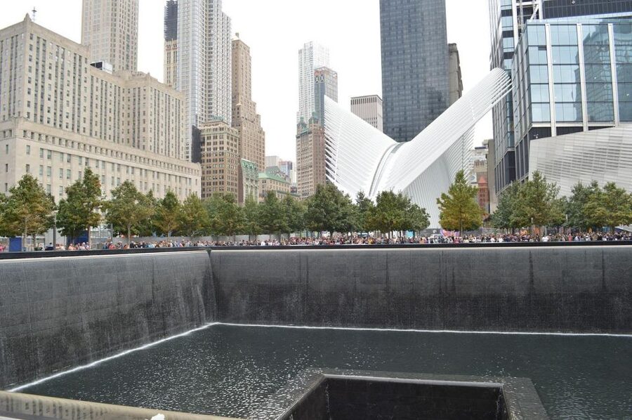 New York City: Wall Street and 9/11 Memorial Walking Tour - Ground Zero and the memorial: what you’re really here to do