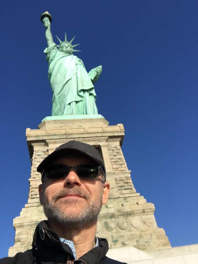 New York, discover the Statue of Liberty and Ellis Island. - Key things I like about this tour
