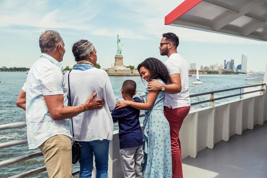New York Explorer Pass: Top Attractions including Edge - Using the Go City app without wasting time