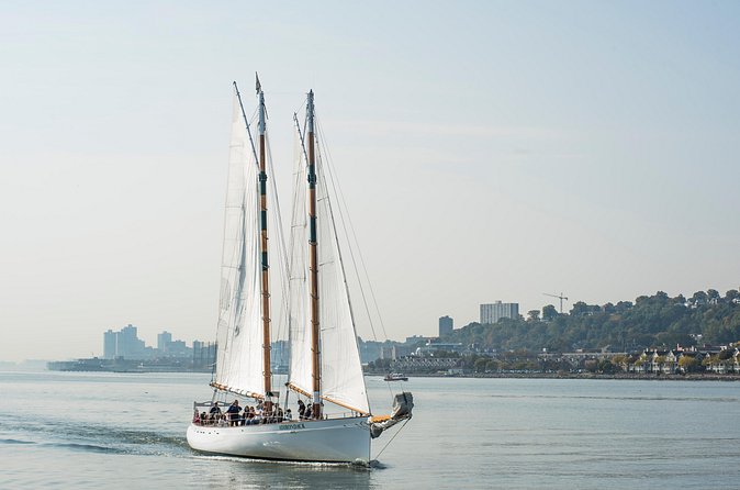 New York Fall Foliage Sail up the Hudson River - Palisades Cliffs and the best color hunt (plus what not to expect)