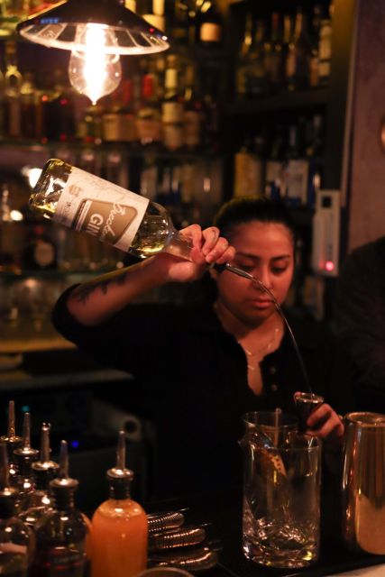New York: Guided Walking Tour to Hidden Speakeasies - The Prohibition-style route through concealed entrances