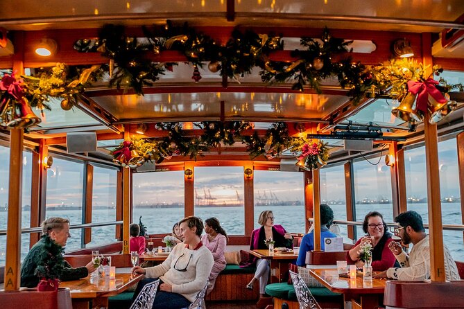 New York Harbor Live Holiday Jazz Cruise - Who should book this cruise, and who might want a different plan