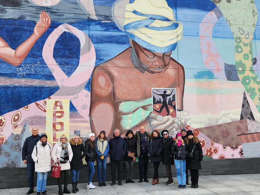 New York: Harlem Tour and Sunday Gospel Mass - Harlem on Foot: Murals, Street Stories, and Black Cultural Roots