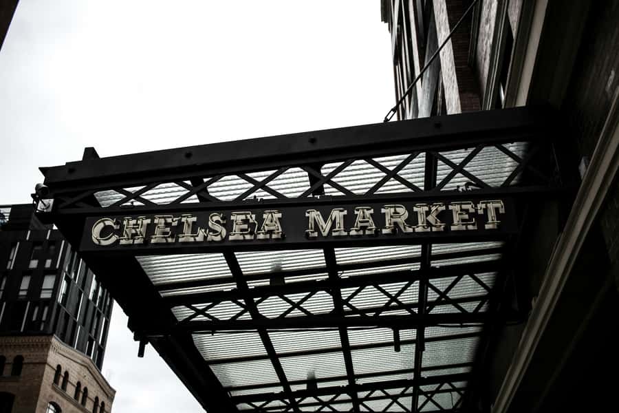 New York: High Line, Chelsea Market, and Vessel Guided Tour - The value of a 150-minute West Side loop
