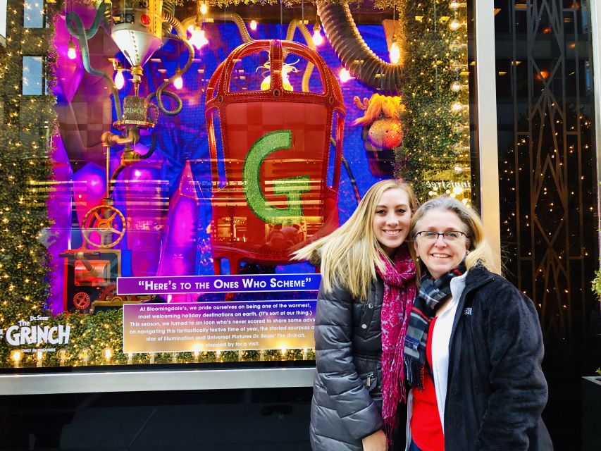 New York Holiday Lights and Movie Sites Bus Tour - A 150-Minute Holiday Hit of Manhattan on a Movie Set