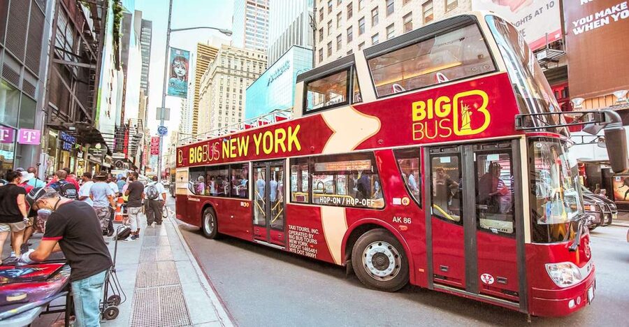 New York: Hop-on Hop-off Sightseeing Tour by Open-top Bus - Why an open-top loop is the fast way to orient New York