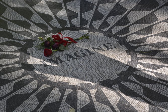 New York in One Day Guided Sightseeing Tour - Fifth Avenue skyline views and movie-famous buildings