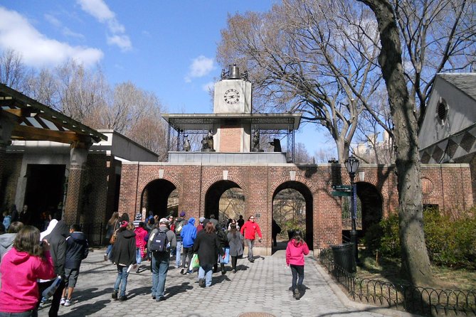 New York Lower Central Park Scavenger Hunt Adventure - Who should book this Central Park scavenger hunt