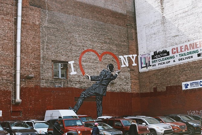 New York Midtown Manhattan Exclusive Guided Walking Tour - Marble Collegiate Church and Tin Pan Alley: faith and the sound of the city