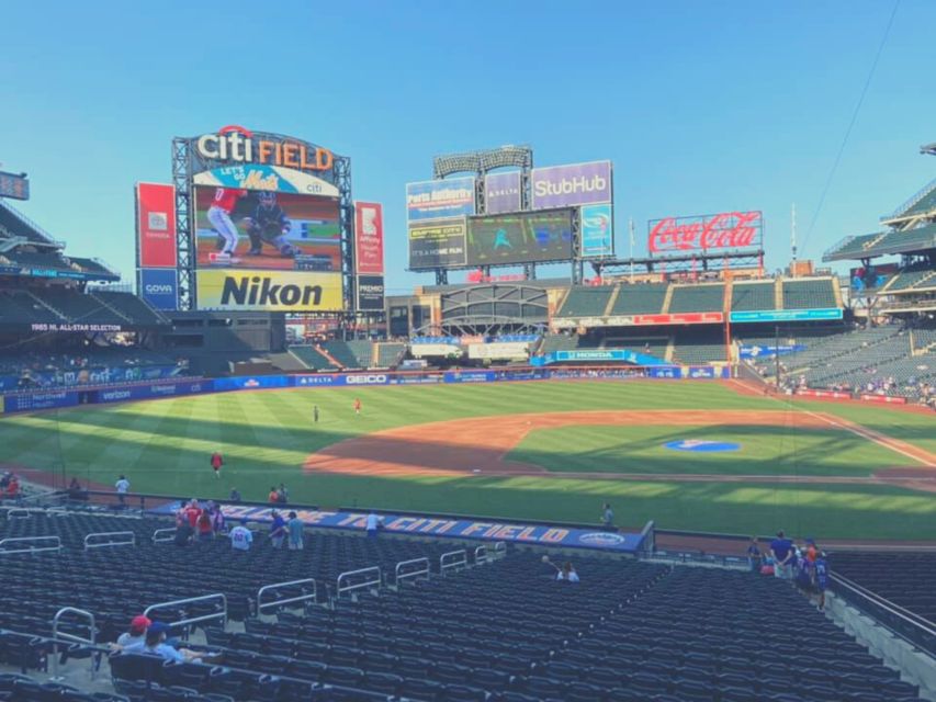 New York: New York Mets Baseball Game Ticket at Citi Field - Citi Field in Queens: Rotunda views and the real stadium vibe
