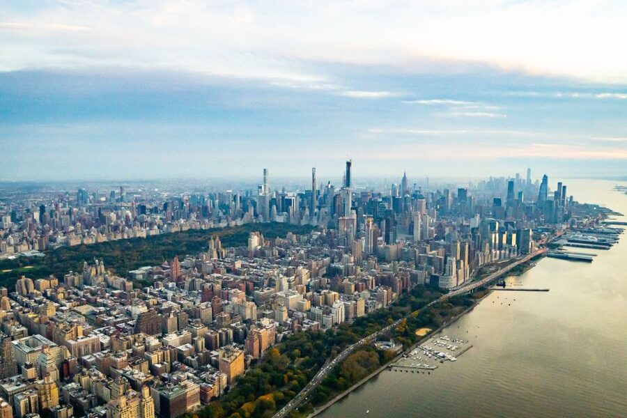 New York: Private Scenic Helicopter Charter with Champagne - What you should bring (and what could hold you back)