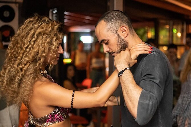 New York Salsa Lovers Dance Experience - Where the class happens: the comfort of a plan, and the risk of variation