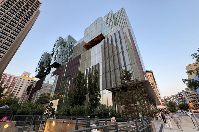 New York Soho and the Village Art and Architecture Tour - The New Museum (SANAA): modern form you can spot instantly