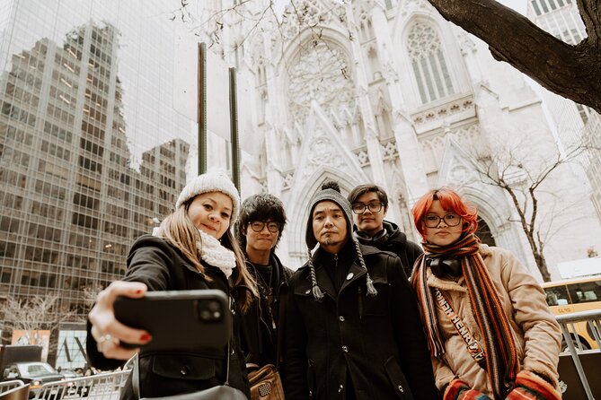 New York: Times Square Professional Photoshoot - Meeting at 1501 Broadway: The Real Start of the Experience