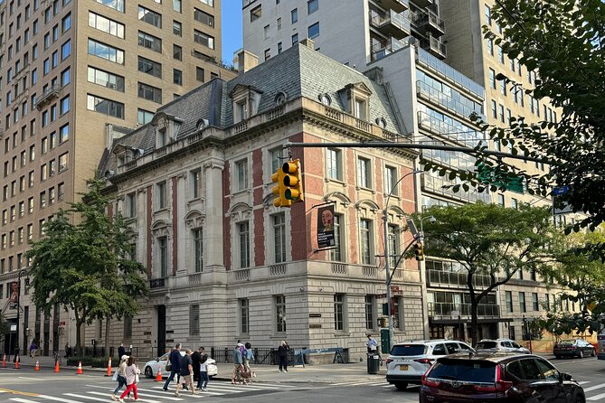 New York Upper East Side Art and Architecture Tour - What you actually pay for: $49 plus guide time and free museum access