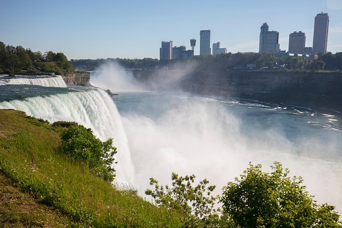 Niagara Falls with Outlet Shopping, 2-Day Tour from NYC - The outlet mall payoff: bargain hunting in the Pocono region