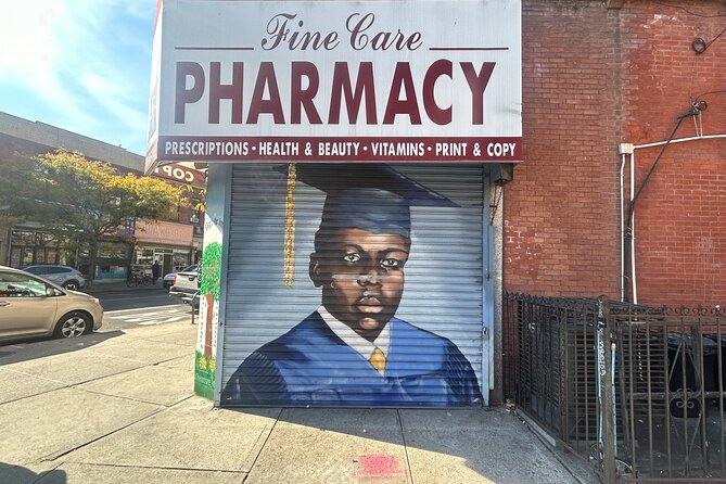 Notorious Walking Tour: Biggie Smalls' Life & Legacy in Brooklyn - Fort Greene: Seeing Where the Story Grew Up