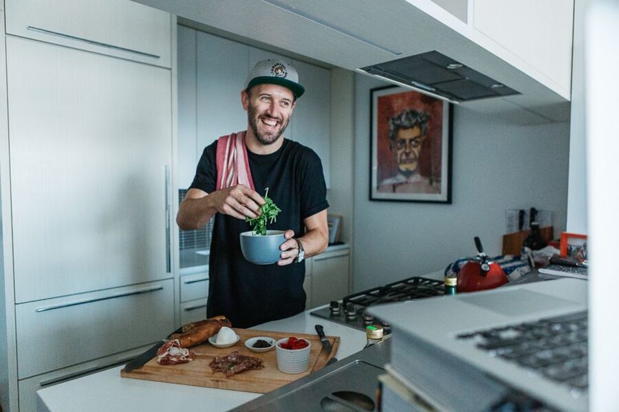 NYC: 2-Hour Sandwich Tour of the East Village - Price and logistics: where the $75 really goes
