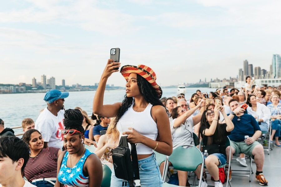 NYC: 4th of July Fireworks Party Cruise with Buffet & Drinks - The route: what you’ll see at each major landmark