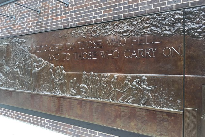 NYC 9/11 Museum and Statue of Liberty Ferry Tickets - Audio Guide in 9 Languages: Your Best Friend for a Timed Day