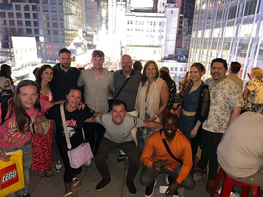 NYC: Bar, Lounge and Rooftop Nightlife Tour - Stop 2: Cocktail Lounges That Feel Put-Together (And Not Random)