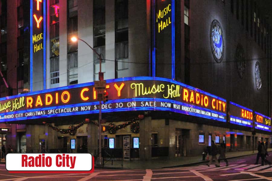 NYC : Big Apple City Lights & Broadway Express Tour 40 Mins - Times Square by pedicab: lights, photos, and a calmer rhythm