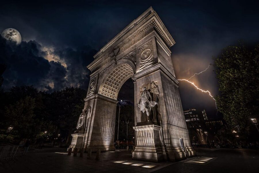 NYC: Boos & Booze Haunted Pub Crawl - Three Additional Bars: Why the Stops Feel Like a Real Night Out