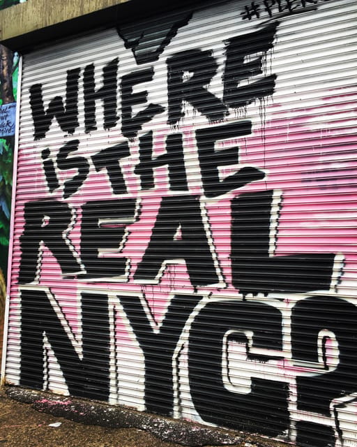 NYC: Bronx, Queens, and Brooklyn Guided Tour by Coach - Coach Comfort and Timing: What to Watch For