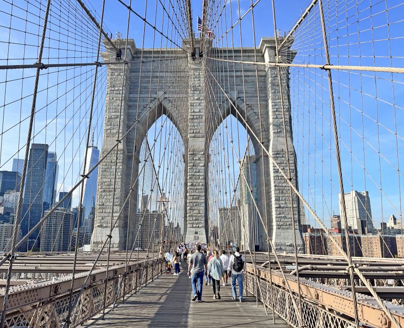 NYC: Brooklyn Bridge and Dumbo Guided Walking Tour - Practical planning tips to make your walk smoother