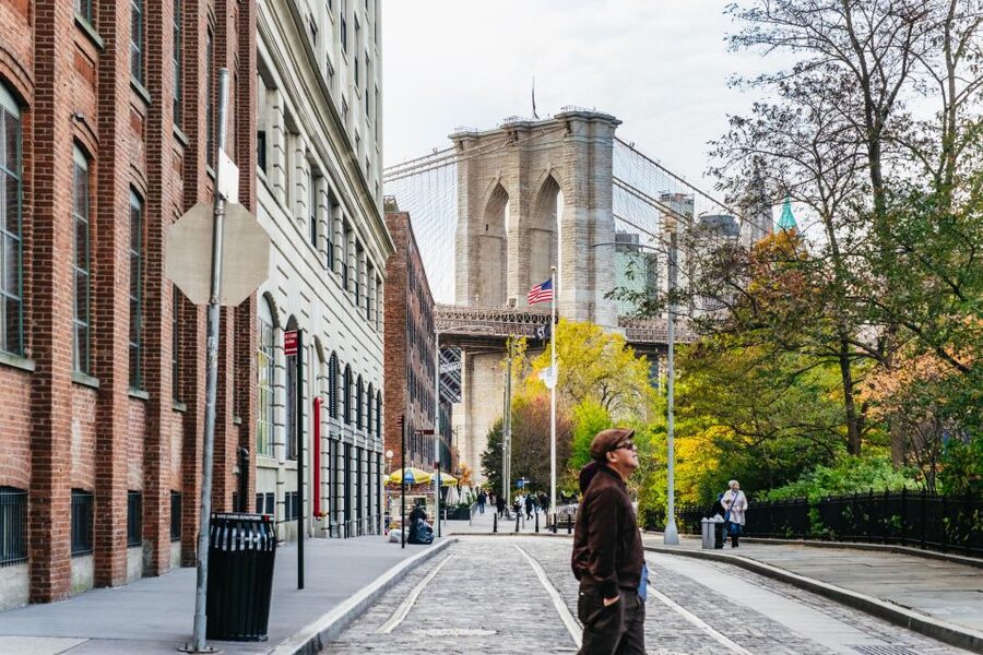 NYC: Brooklyn, Bronx, Queens Sightseeing Bus Tour - Queens: Flushing Meadows Corona Park, Citi Field, and the Unisphere