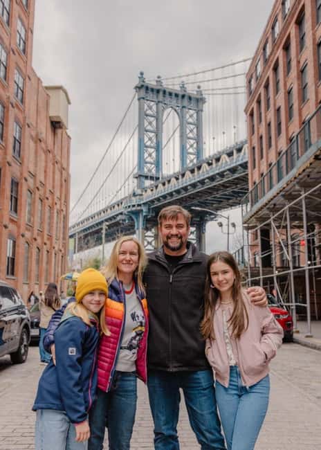 NYC: Brooklyn & DUMBO Bus and Walking Tour with Local Guide - Key Things You’ll Notice on This Brooklyn & DUMBO Tour
