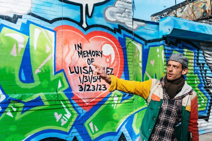 NYC: Brooklyn Graffiti & Street Art Walking Tour in Bushwick - Your Guide Makes the Difference (and Names You Might Hear)