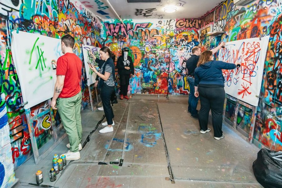 NYC: Brooklyn Graffiti Workshop with Local Artist - Practical tips before you go (so your art survives the trip home)