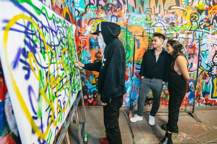 NYC: Brooklyn Graffiti Workshop with Local Artist - Safety gear and art supplies: what’s included and why it matters