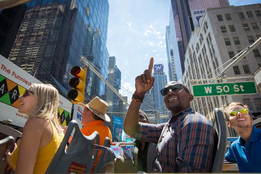 NYC Bundle: Empire State, Big Bus Tour, & Circle Line Cruise - Big Bus 48-Hour Hop-On Hop-Off: Freedom With Real-Time Help