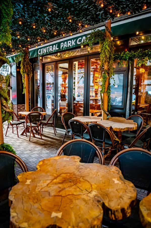 NYC: Central Park Cafe Scenic Lunch & Dinner Experience - Central Park Cafe’s 3-course and 4-course meal format