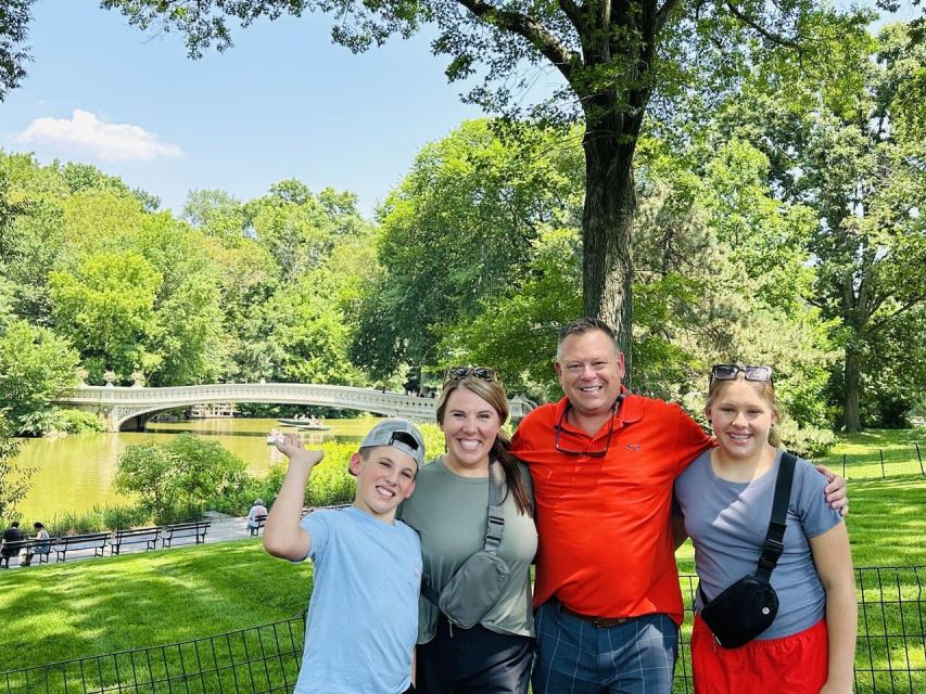 NYC: Central Park Celebrity Homes & Film Spots Pedicab Tour - Plaza Hotel views and the Home Alone 2 connection
