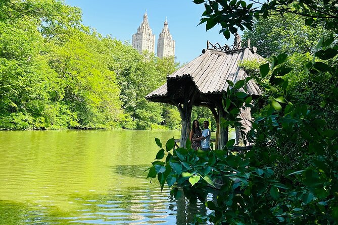 NYC Central Park guided Pedicab Tour - 1 hour - Cherry Hill to Bow Bridge: lake views without the hike