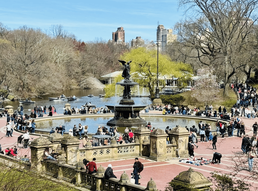 NYC: Central Park Rickshaw Tour / Private and Guided - The pro photographer at your side: turning famous stops into real memories