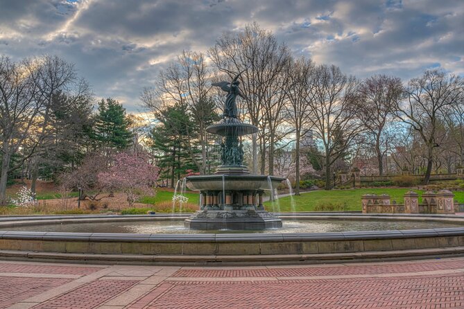NYC Central Park Self-Guided Walking Tour - Walking route and stop-by-stop guide from plaza to Columbus Circle